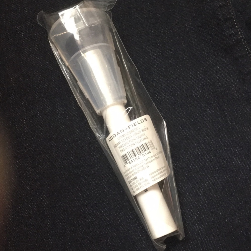 NEW Rodan + Fields Liquid Brush